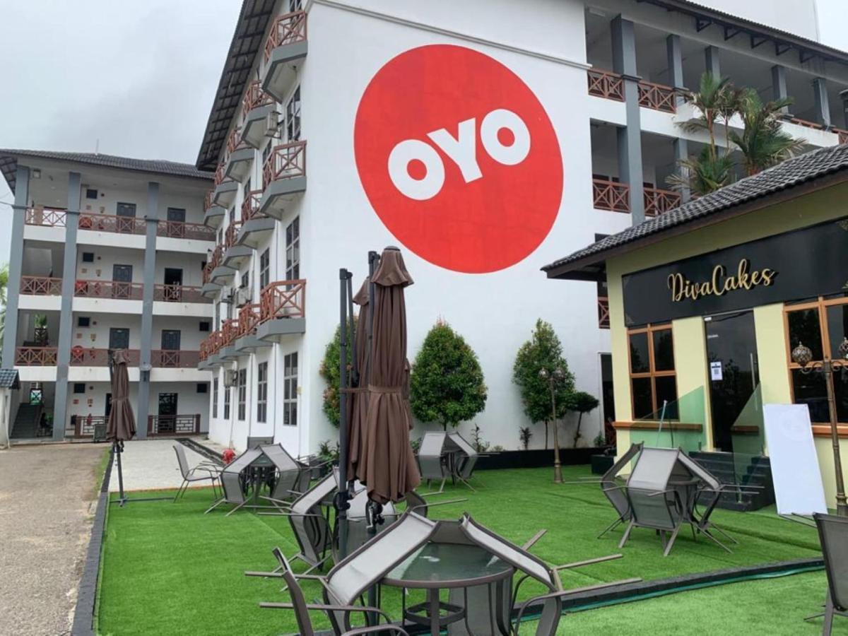 Super Oyo Capital O 90146 Alh Continental Resort Karak Exterior photo