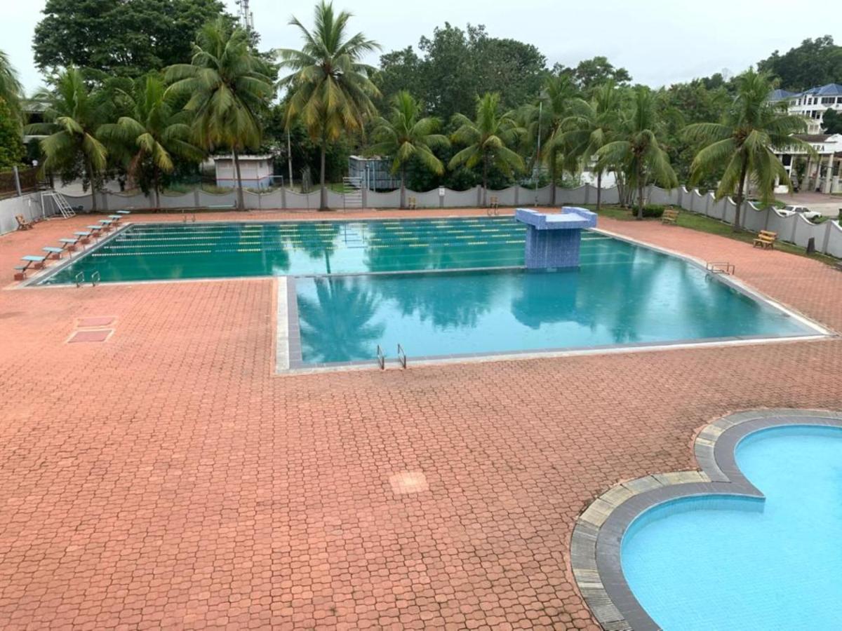 Super Oyo Capital O 90146 Alh Continental Resort Karak Exterior photo