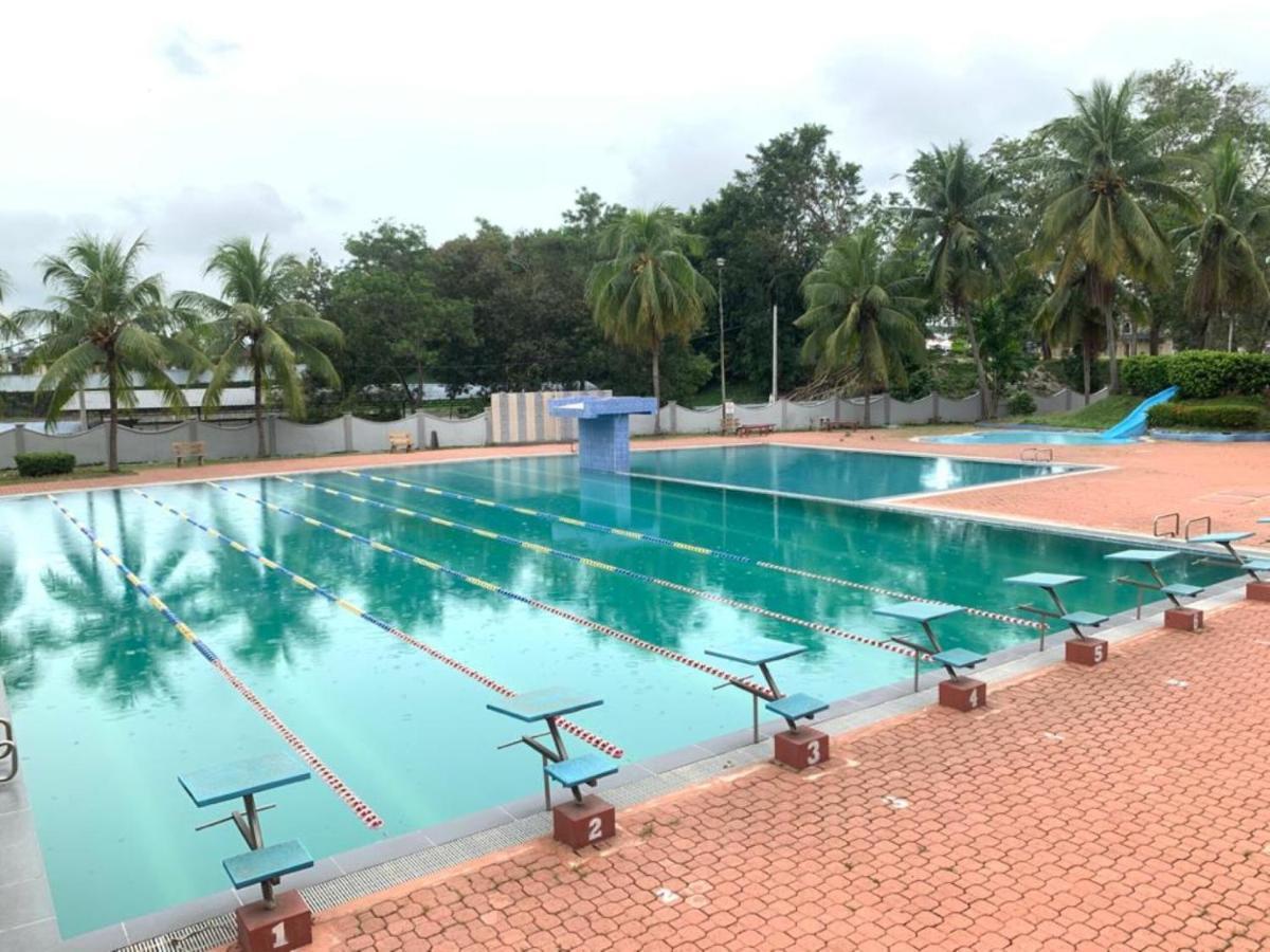 Super Oyo Capital O 90146 Alh Continental Resort Karak Exterior photo