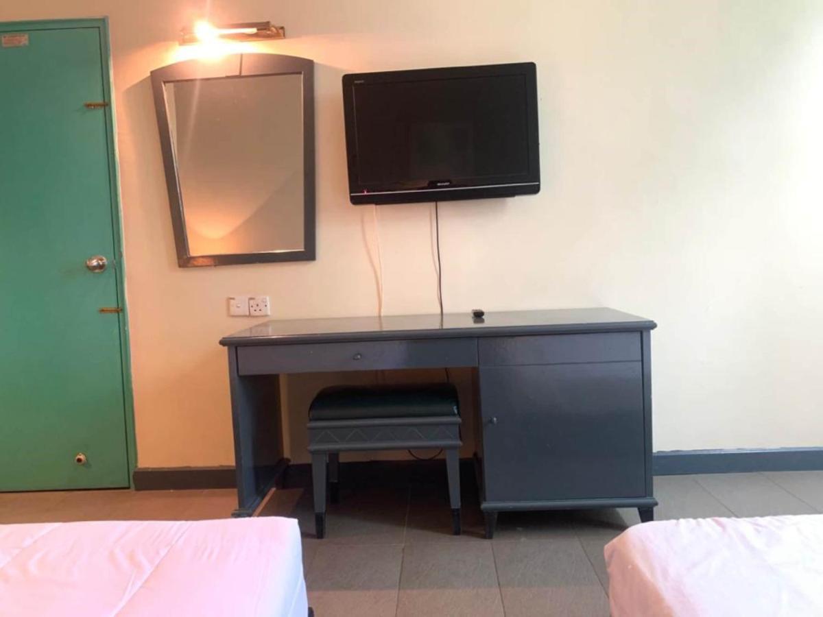 Super Oyo Capital O 90146 Alh Continental Resort Karak Exterior photo